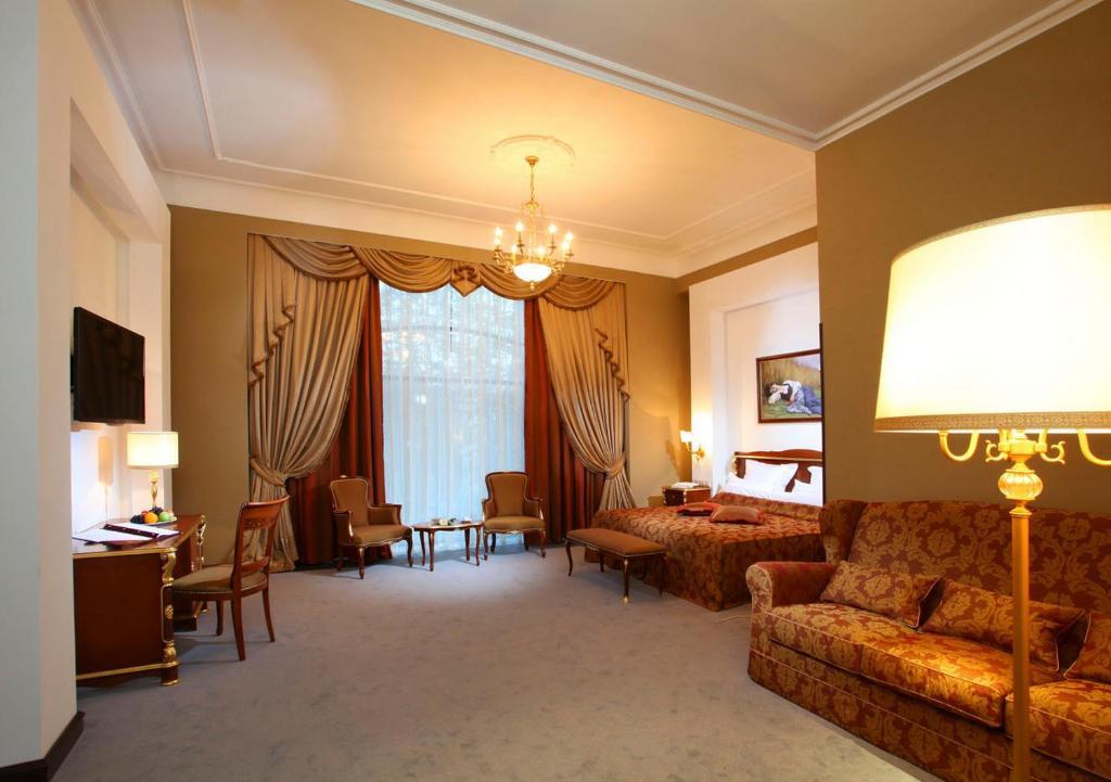 Aleksandrovski Grand Hotel วลาดิคัฟคัซ ห้อง รูปภาพ
