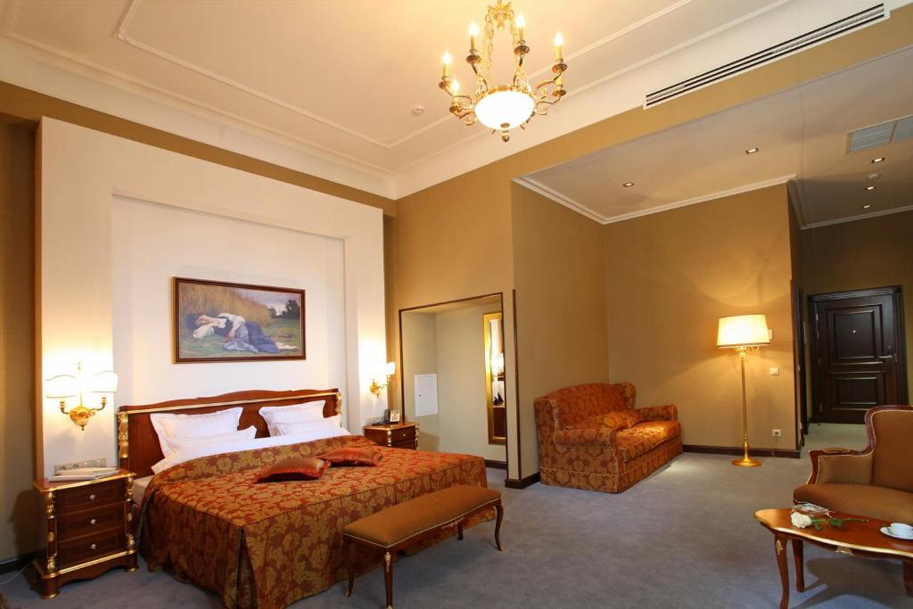Aleksandrovski Grand Hotel วลาดิคัฟคัซ ห้อง รูปภาพ